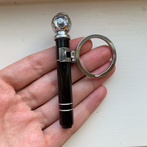 Portable pencil tire pressure gauge keychain - Picture 2 of 7
